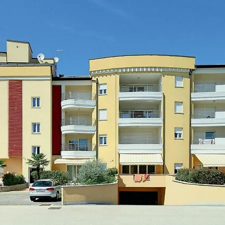 Two-bedroom In شقة أوماغ