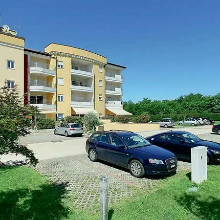 شقة Two-bedroom In *
