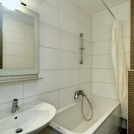 شقة Two-bedroom In *